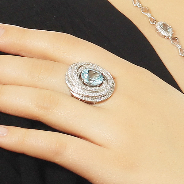 Кольцо с топазом голубым природным, фианитом из Серебра
