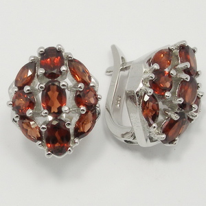 Серьги с гранатом из серебра