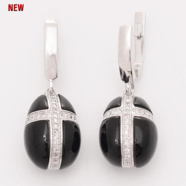 Серьги с ониксом и фианитом из серебра